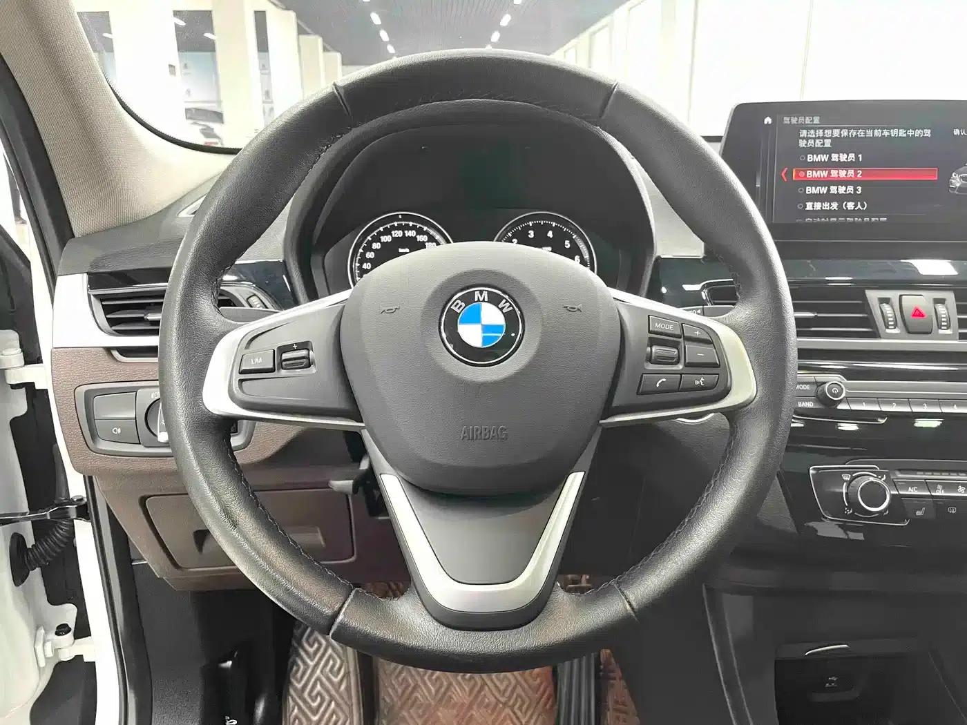 BMW X1 2022 sDrive20Li Fashion Edition — миниатюра 8