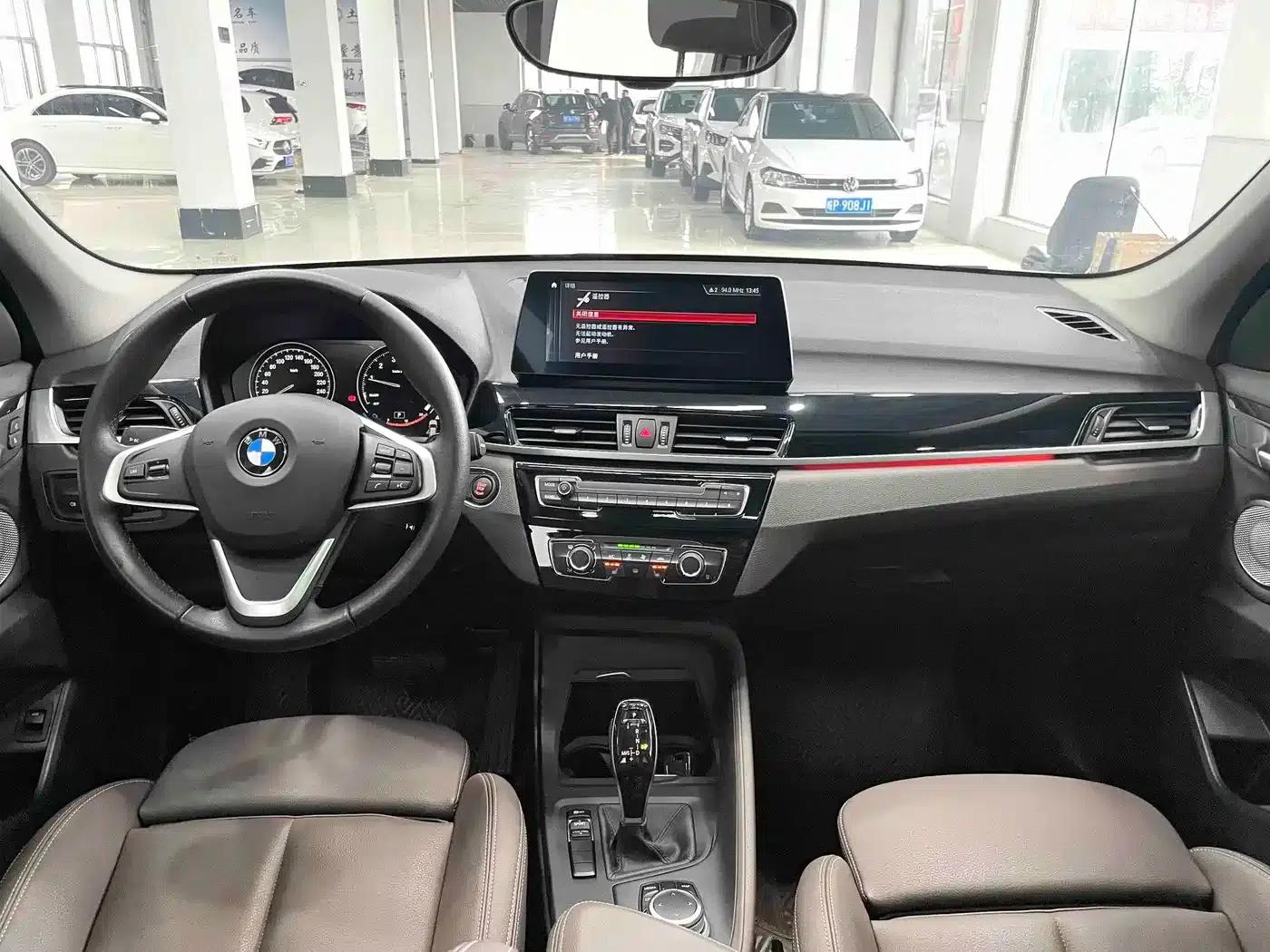 BMW X1 2022 sDrive20Li Fashion Edition — миниатюра 9