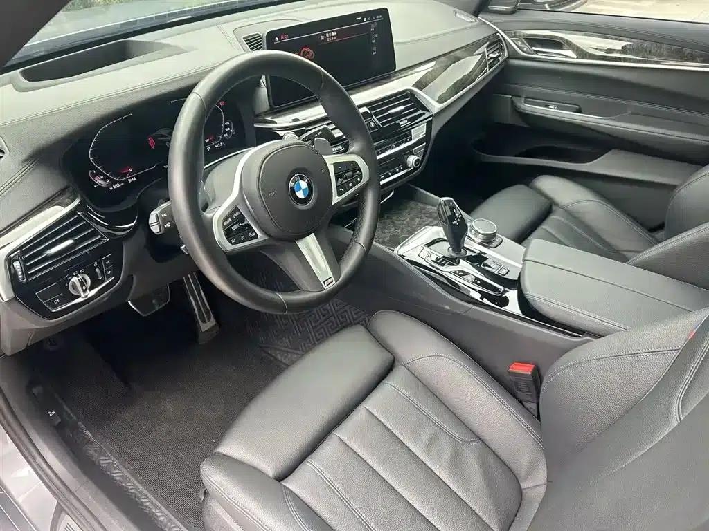 2022 BMW 6 Series GT 630i M Sport Package — миниатюра 9