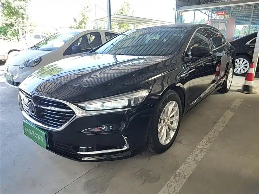Buick LaCrosse 2022 552T Luxury Edition — миниатюра 1