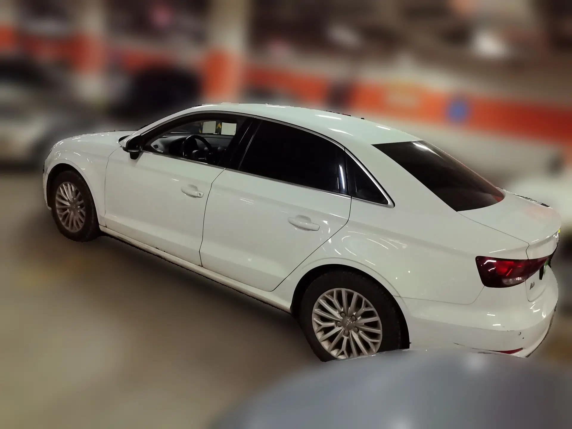 Audi A3 2016 Limousine 35 TFSI Ambition Edition — миниатюра 4