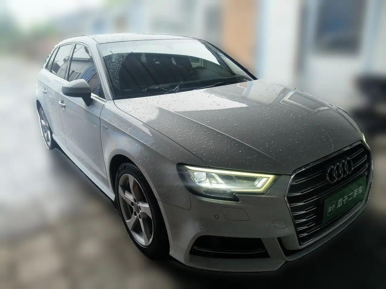 Audi A3 2019 Sportback 35 TFSI Style Version China V Emission Standard — миниатюра 3