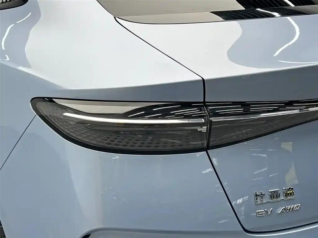 Seal 2022 650km AWD Performance Edition — миниатюра 10
