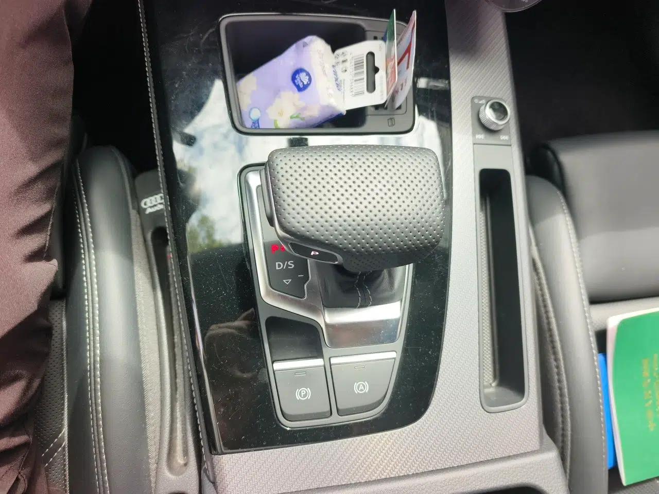 Audi Q5L 2024 45 TFSI Luxury Dynamic Model — миниатюра 14