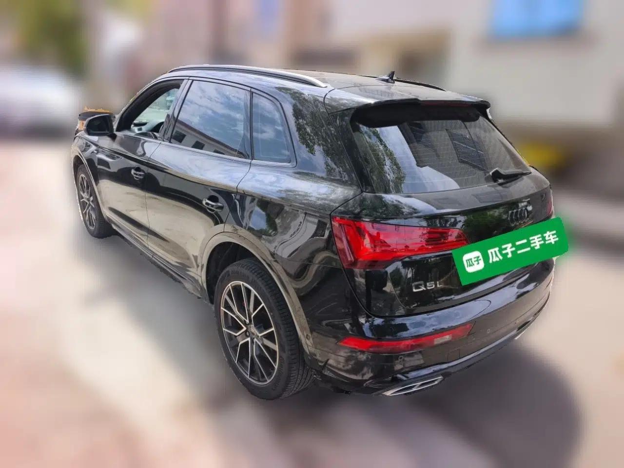 Audi Q5L 2024 45 TFSI Luxury Dynamic Model — миниатюра 4