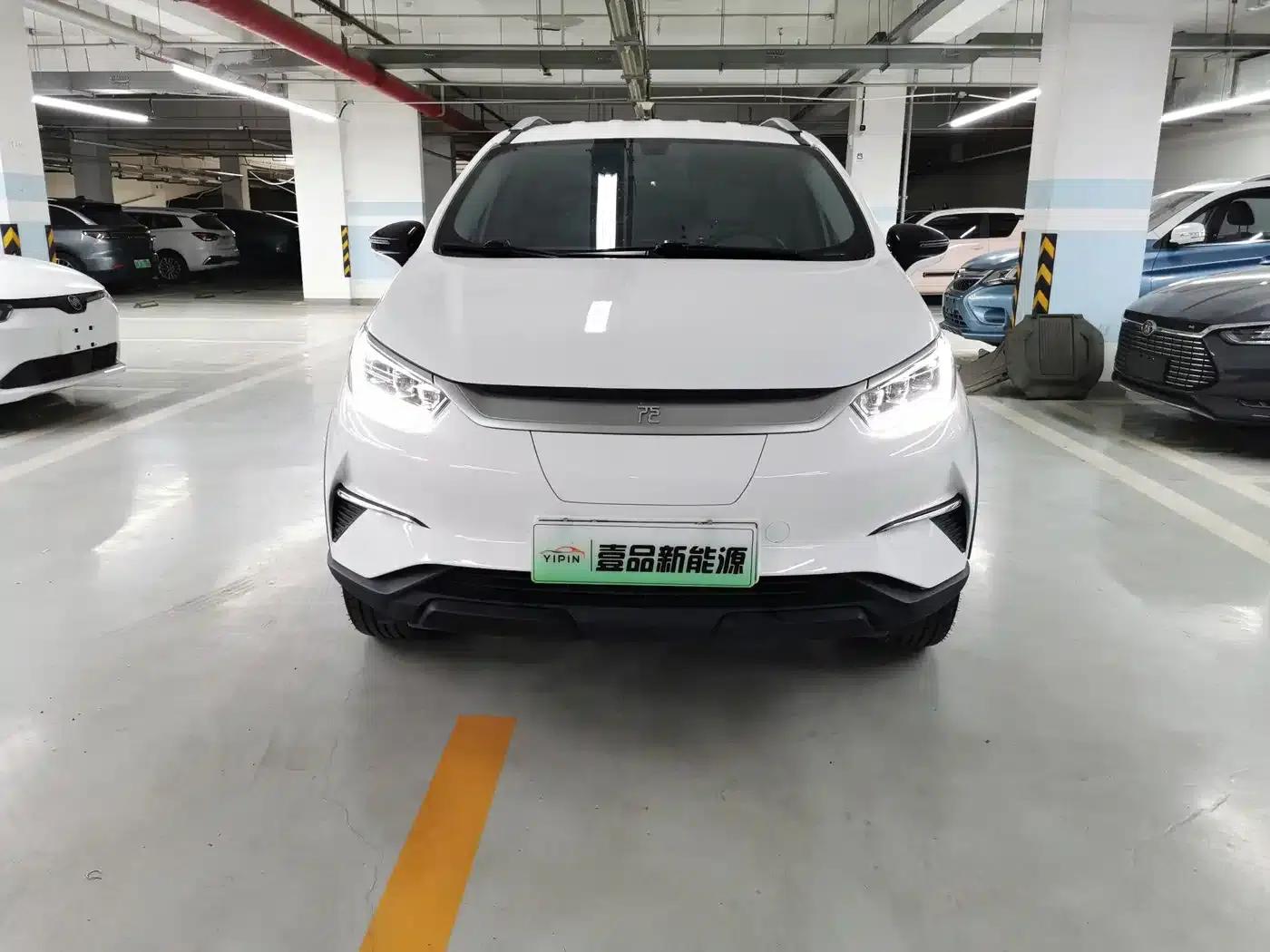 Yuan Pro 2023 401KM Luxury Edition — миниатюра 2