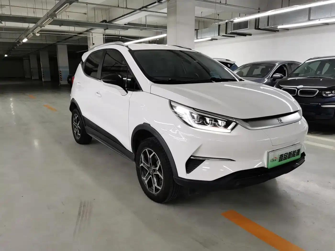 Yuan Pro 2023 401KM Luxury Edition — миниатюра 3