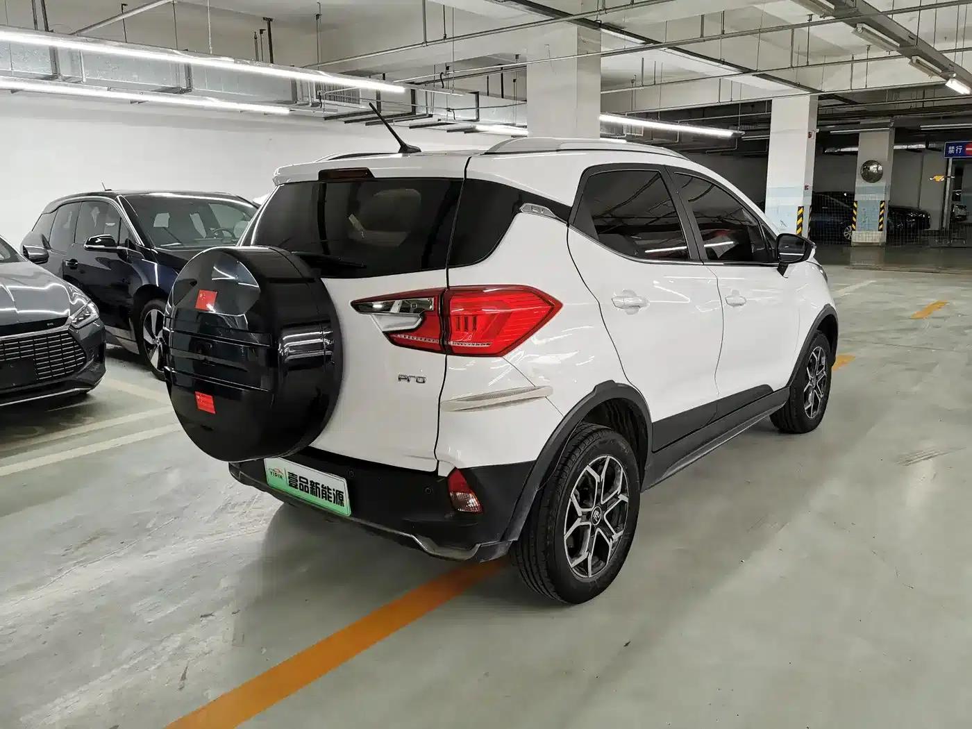 Yuan Pro 2023 401KM Luxury Edition — миниатюра 7