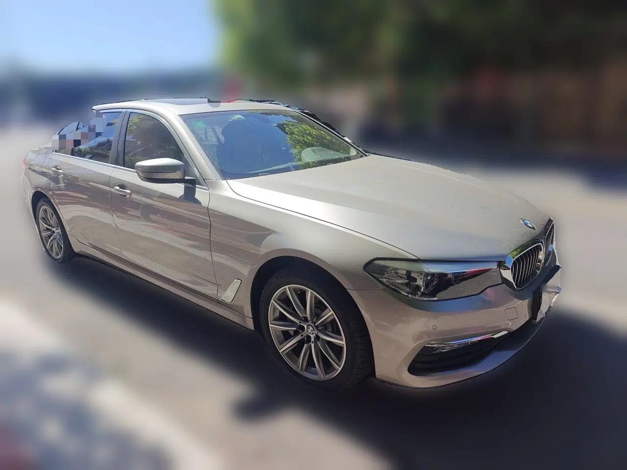 BMW 5 Series 2018 528Li Launch Special Edition — миниатюра 3