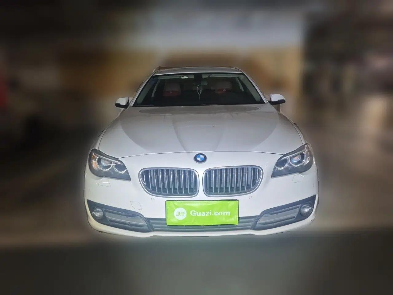 BMW 5 Series 2017 528Li Leading Model — миниатюра 2