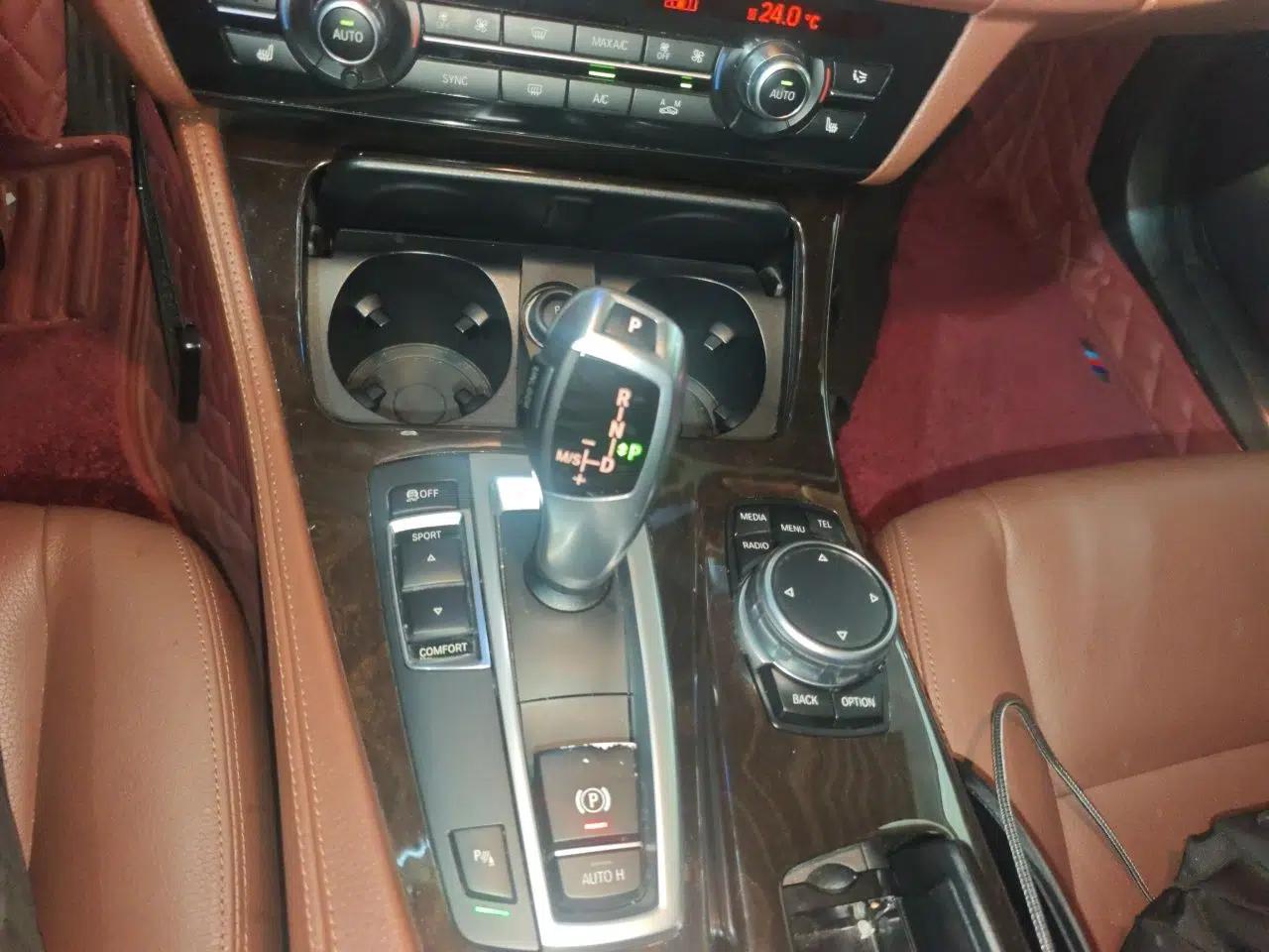 BMW 5 Series 2017 528Li Leading Model — миниатюра 14