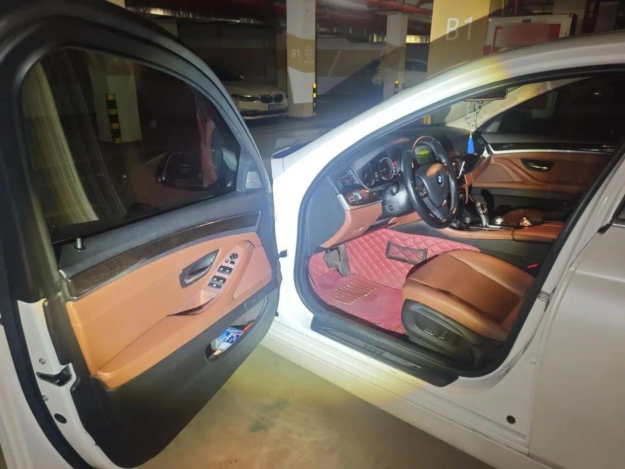 BMW 5 Series 2017 528Li Leading Model — миниатюра 16