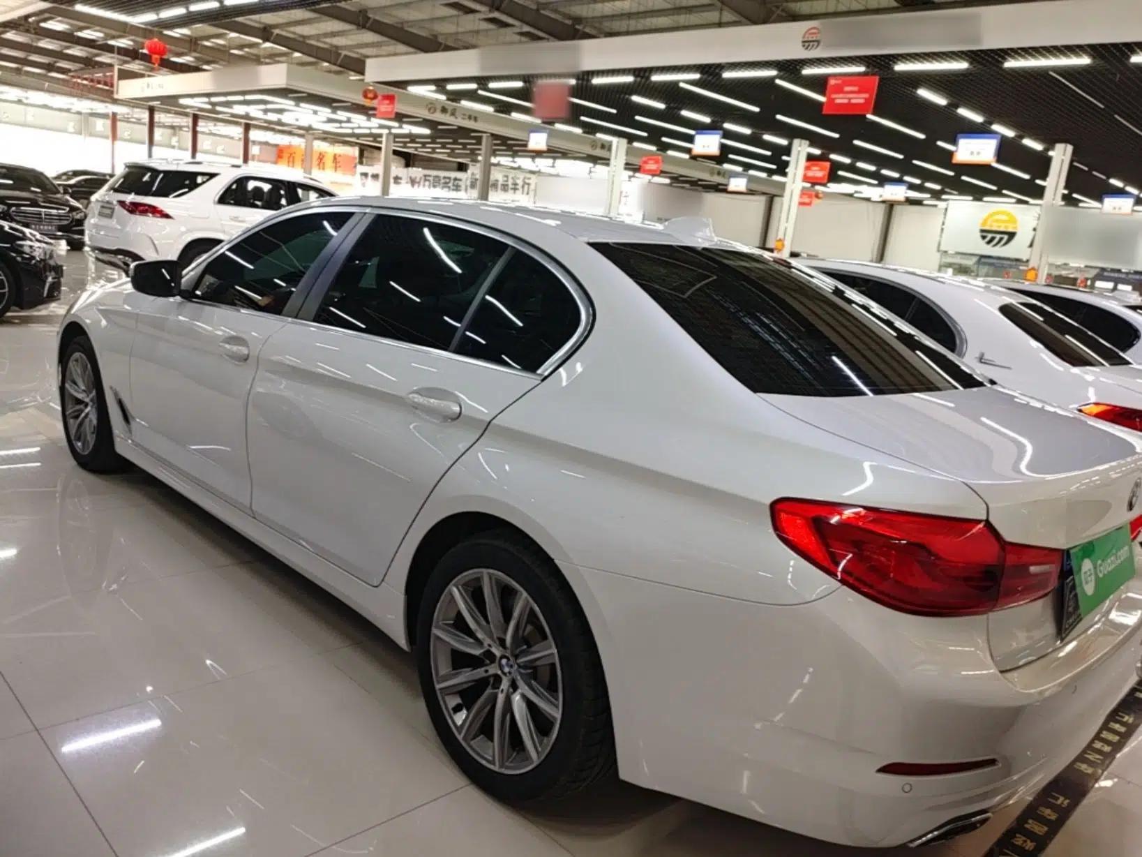 BMW 5 Series 2018 528Li Launch Special Edition — миниатюра 4