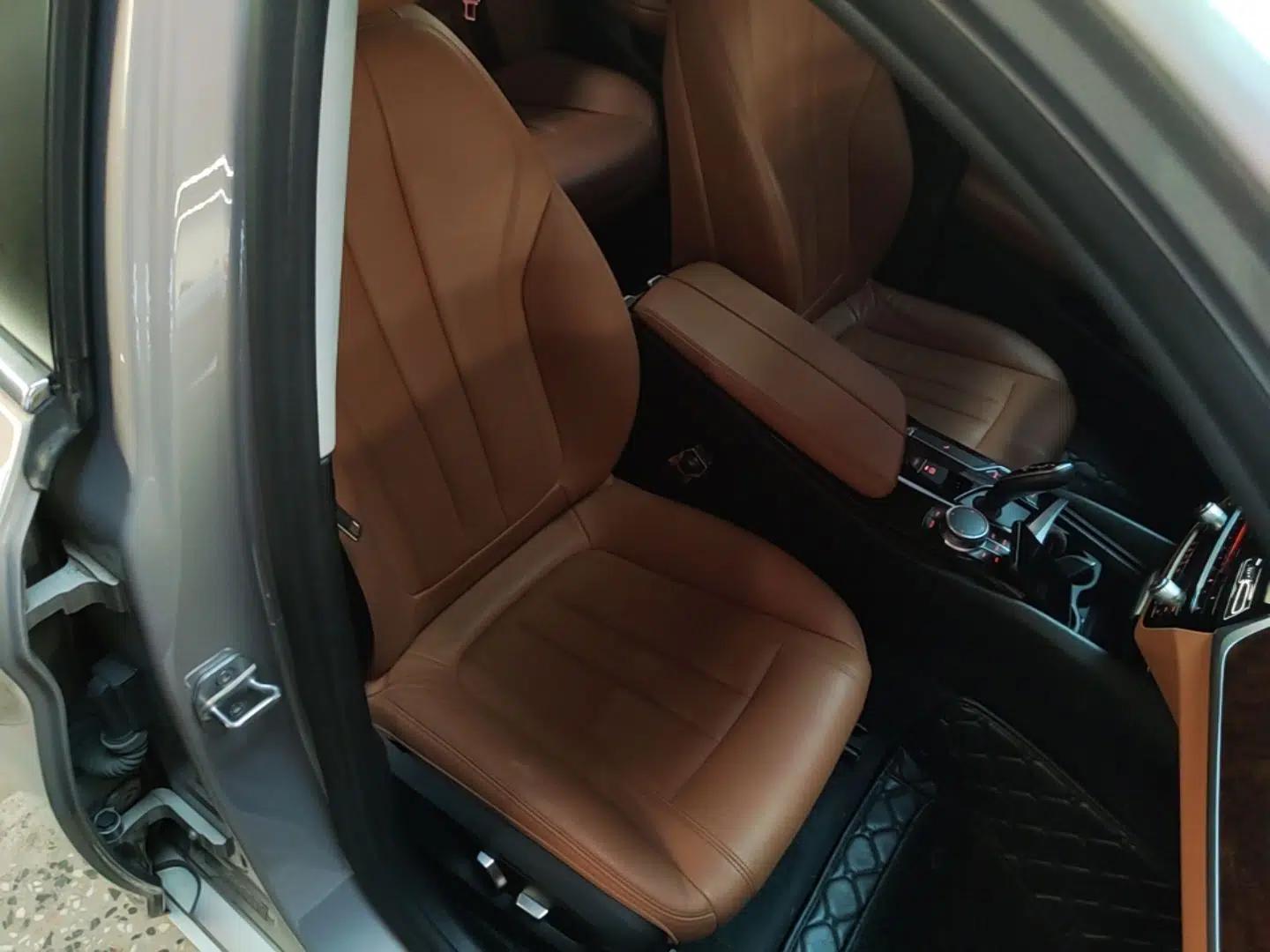 BMW 5 Series 2018 528Li Launch Special Edition — миниатюра 19
