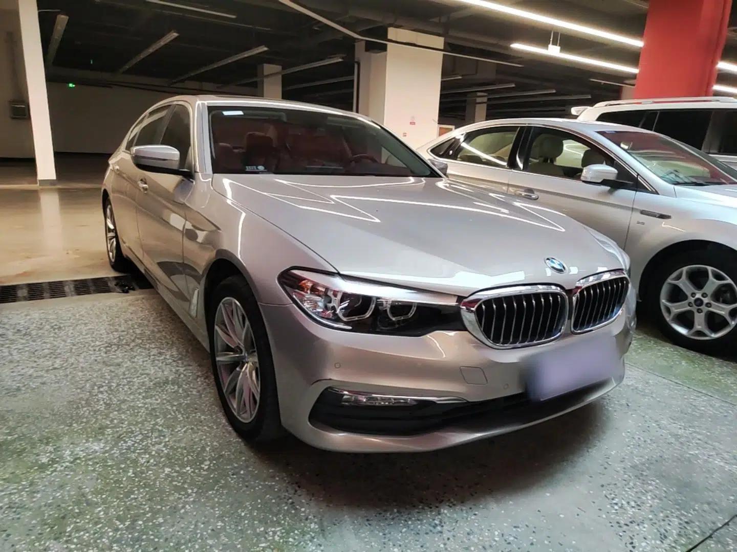BMW 5 Series 2018 528Li Launch Special Edition — миниатюра 3