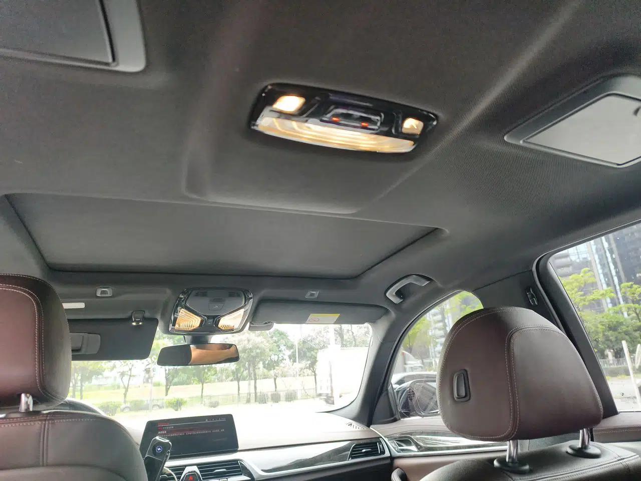 BMW 5 Series 2020 525Li M Sport Package — миниатюра 18