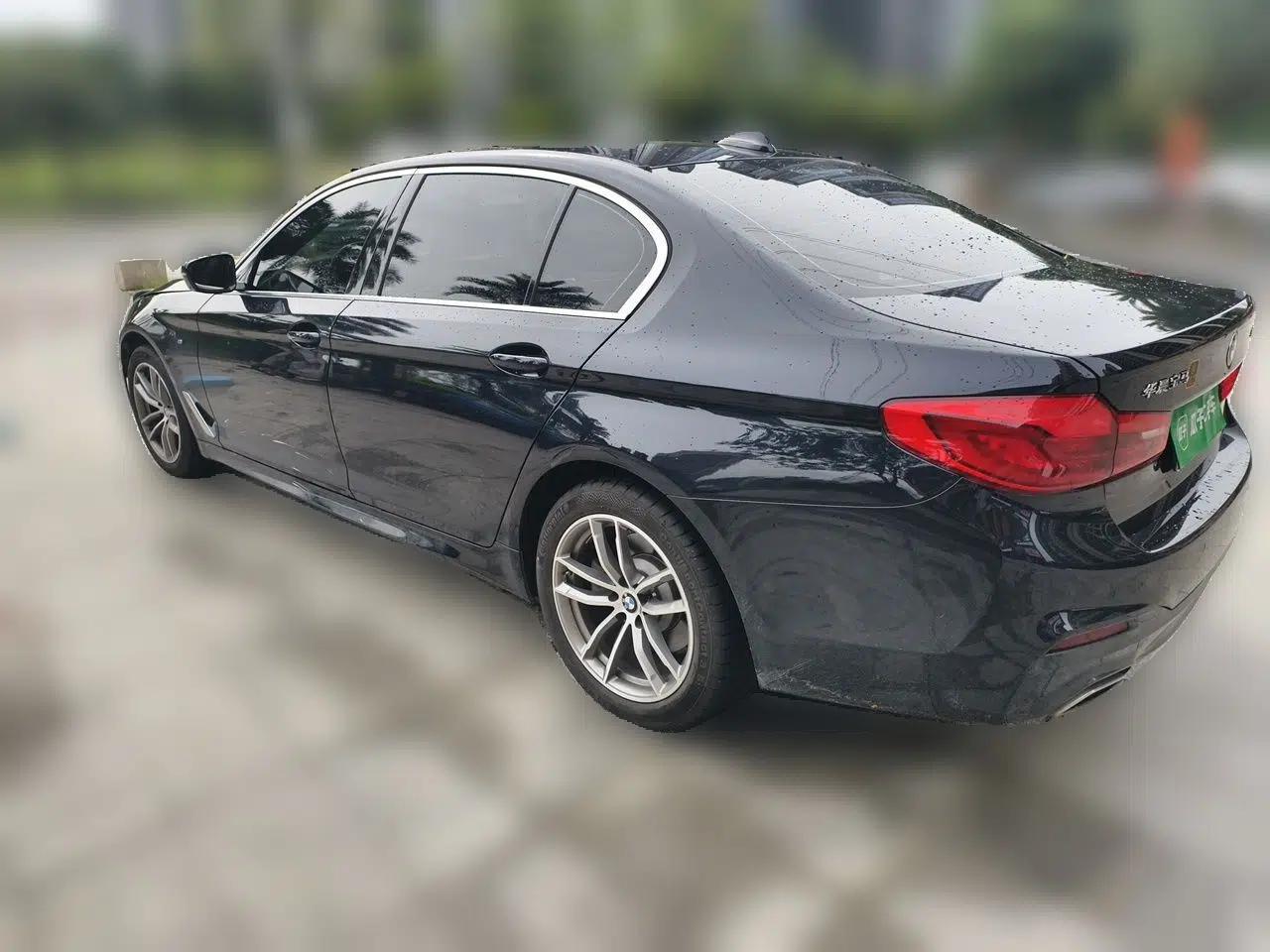 BMW 5 Series 2020 525Li M Sport Package — миниатюра 4