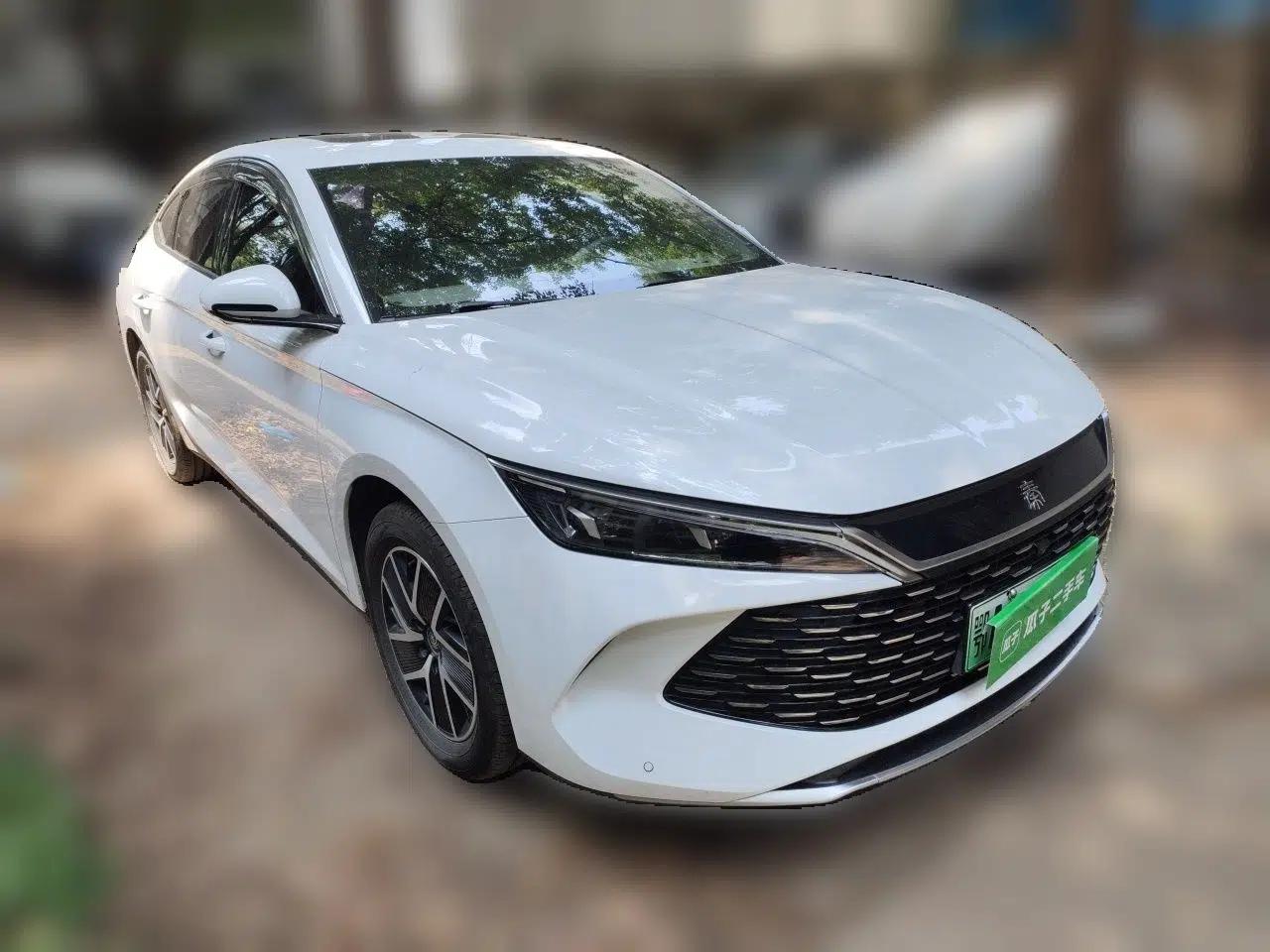 BYD Qin L 2024 DM-i 120KM Leading Model — миниатюра 3