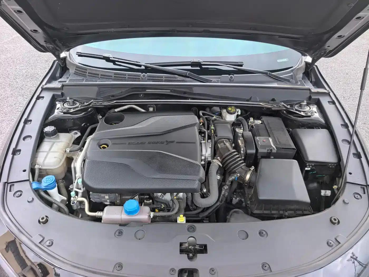 Changan UNI-V 2023 1.5T Premium Edition — миниатюра 25