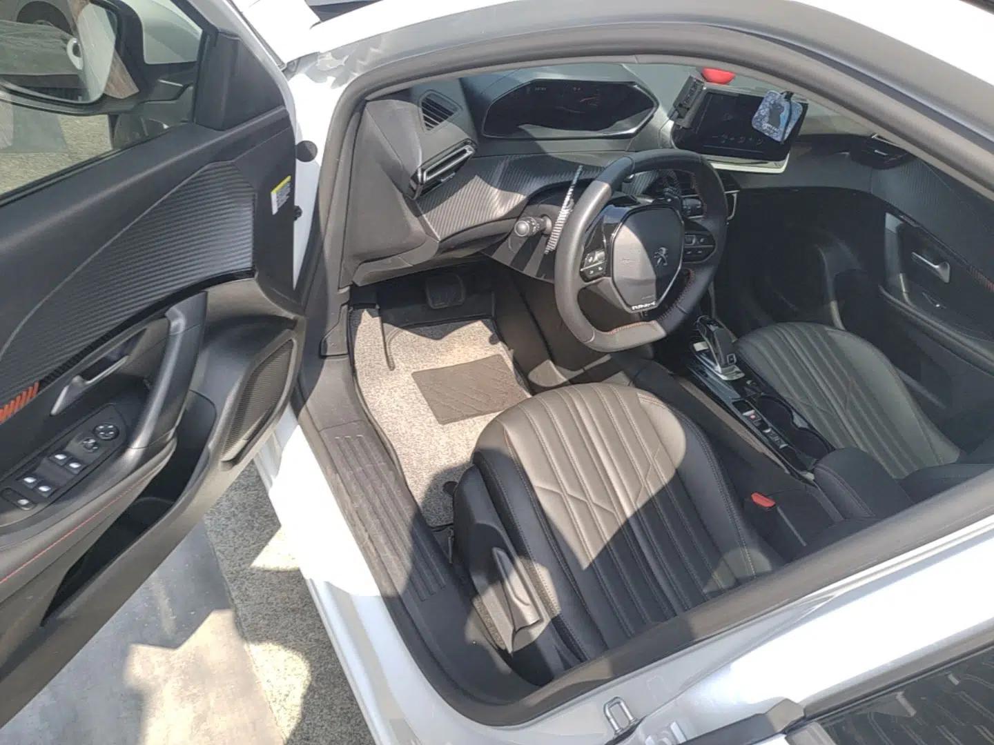 Peugeot 2008 2022 230THP THE ONE — миниатюра 25