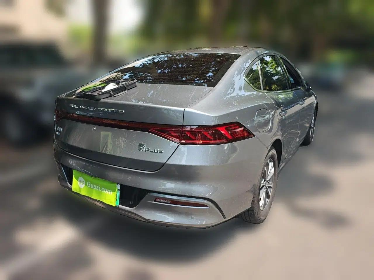 BYD Qin PLUS 2024 HONOR Edition DM-i 55KM Leading Model — миниатюра 6