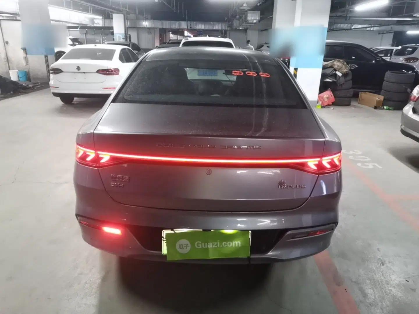 BYD Qin PLUS 2023 Champion Edition DM-i 55KM Leading Model — миниатюра 5
