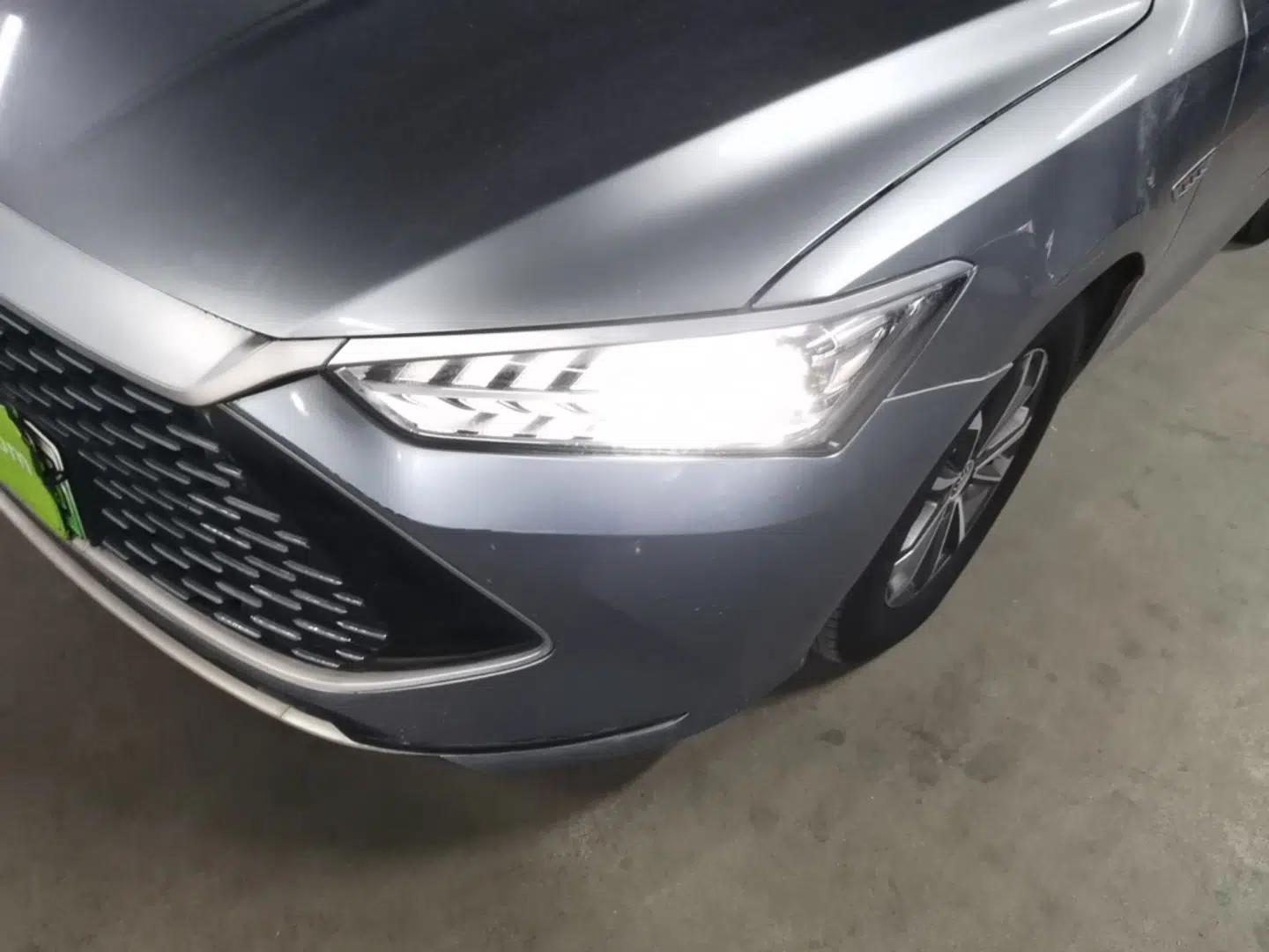 BYD Qin PLUS 2023 Champion Edition DM-i 55KM Leading Model — миниатюра 8