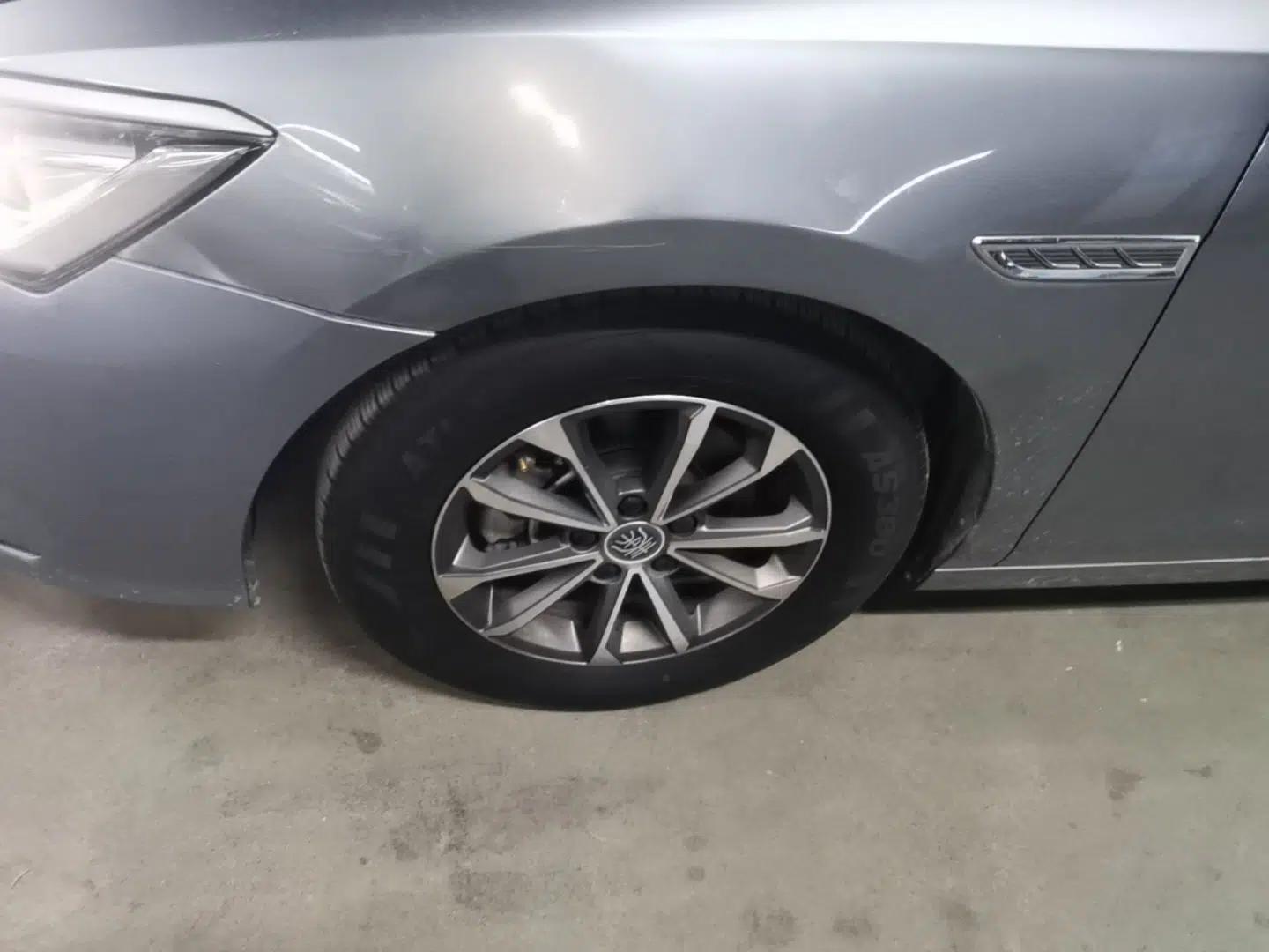 BYD Qin PLUS 2023 Champion Edition DM-i 55KM Leading Model — миниатюра 10