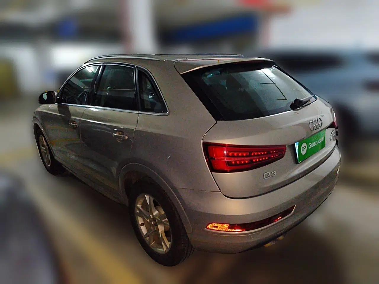 Audi Q3 2018 30th Anniversary Edition 30 TFSI Fashion Model — миниатюра 4