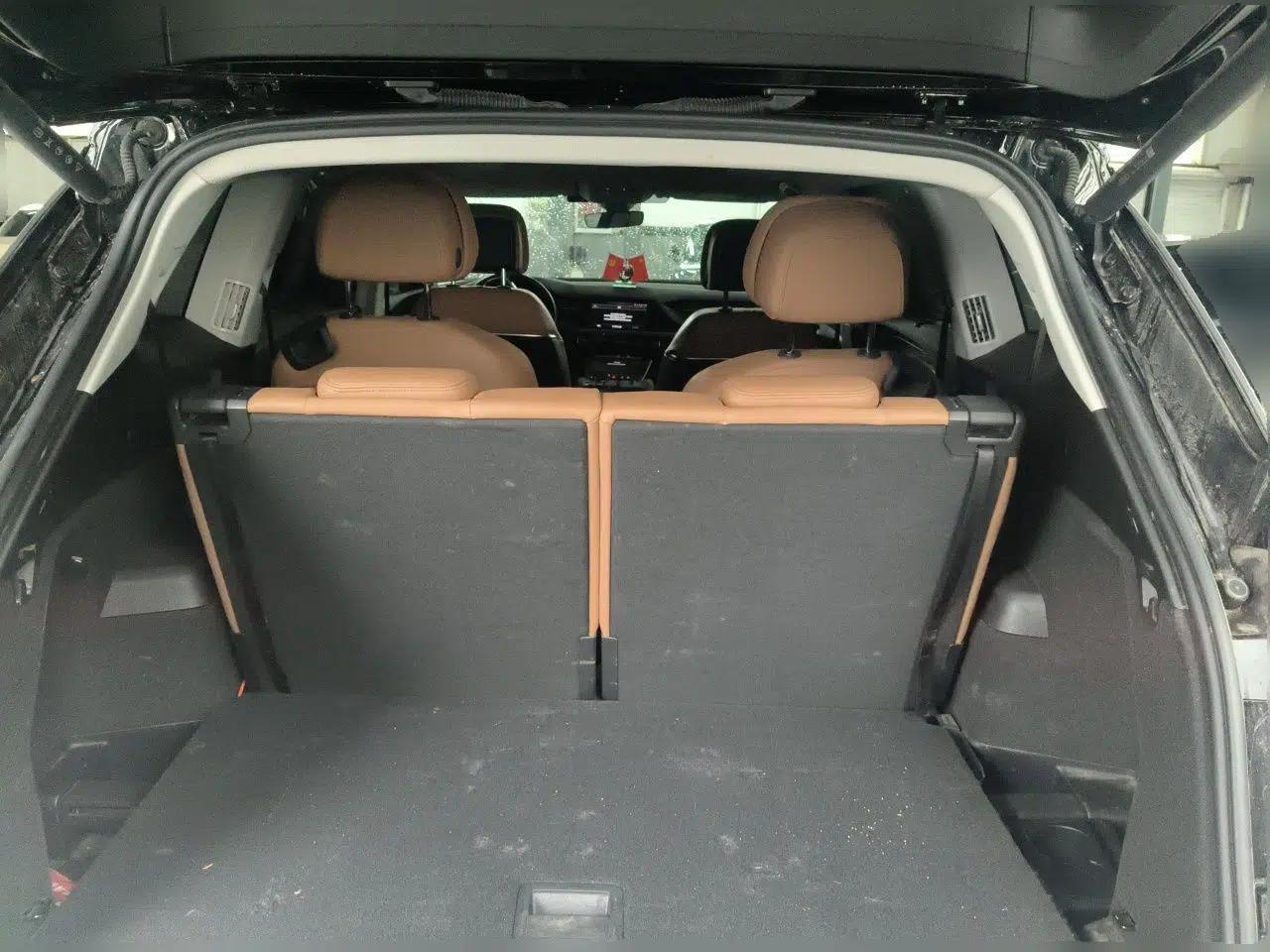 Audi Q6 2024 45 TFSI quattro Qiyun Edition Yulin Package 6 seats — миниатюра 19