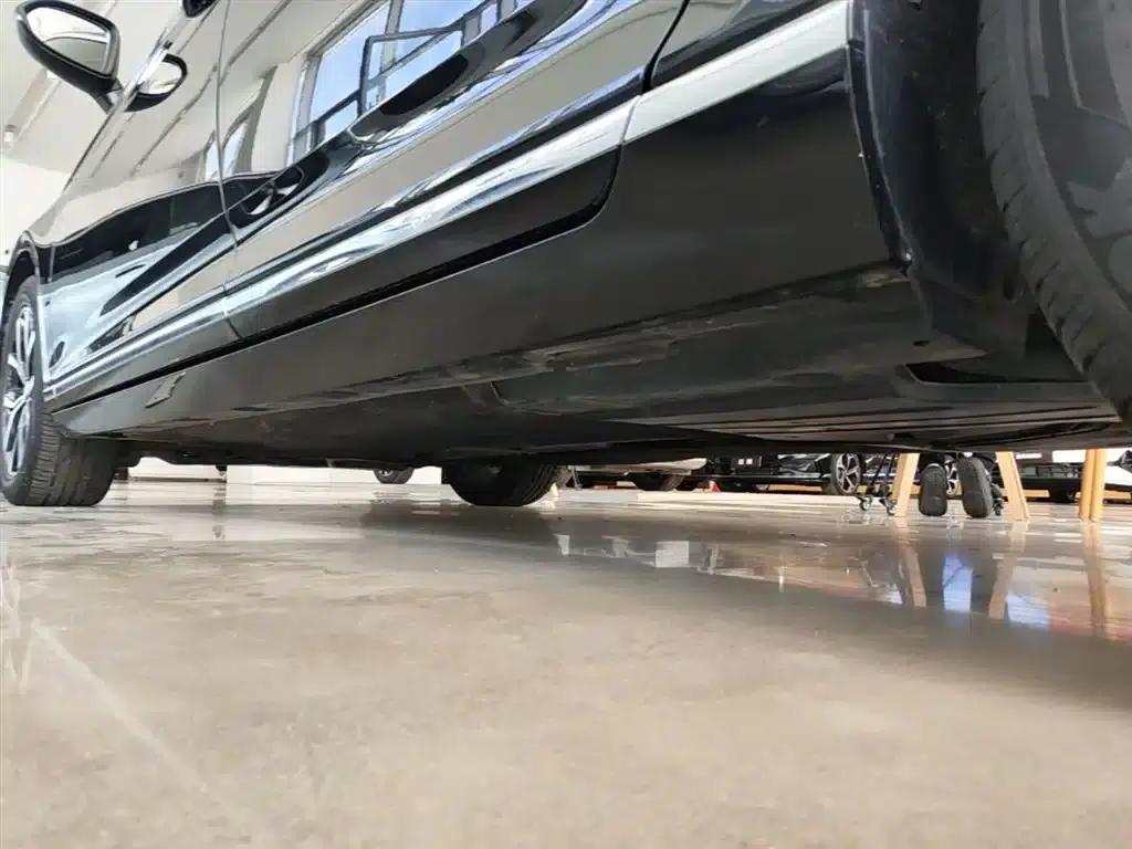 2020 Volkswagen Passat 330TSI DSG Leading Edition — миниатюра 22