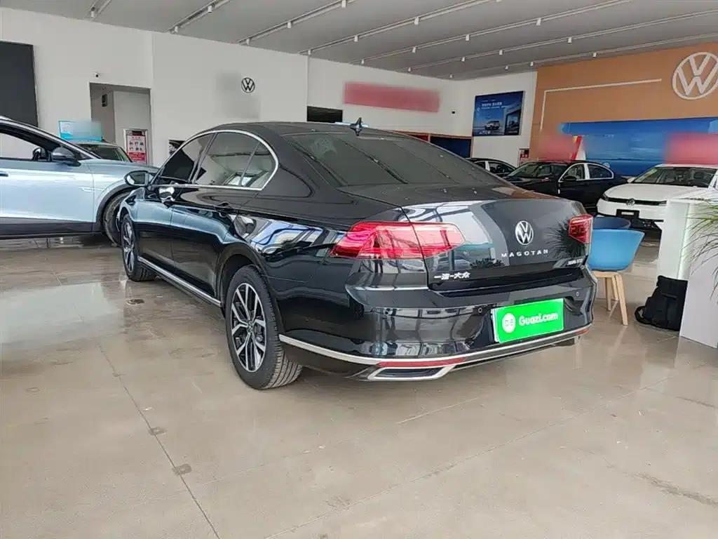 2020 Volkswagen Passat 330TSI DSG Leading Edition — миниатюра 5