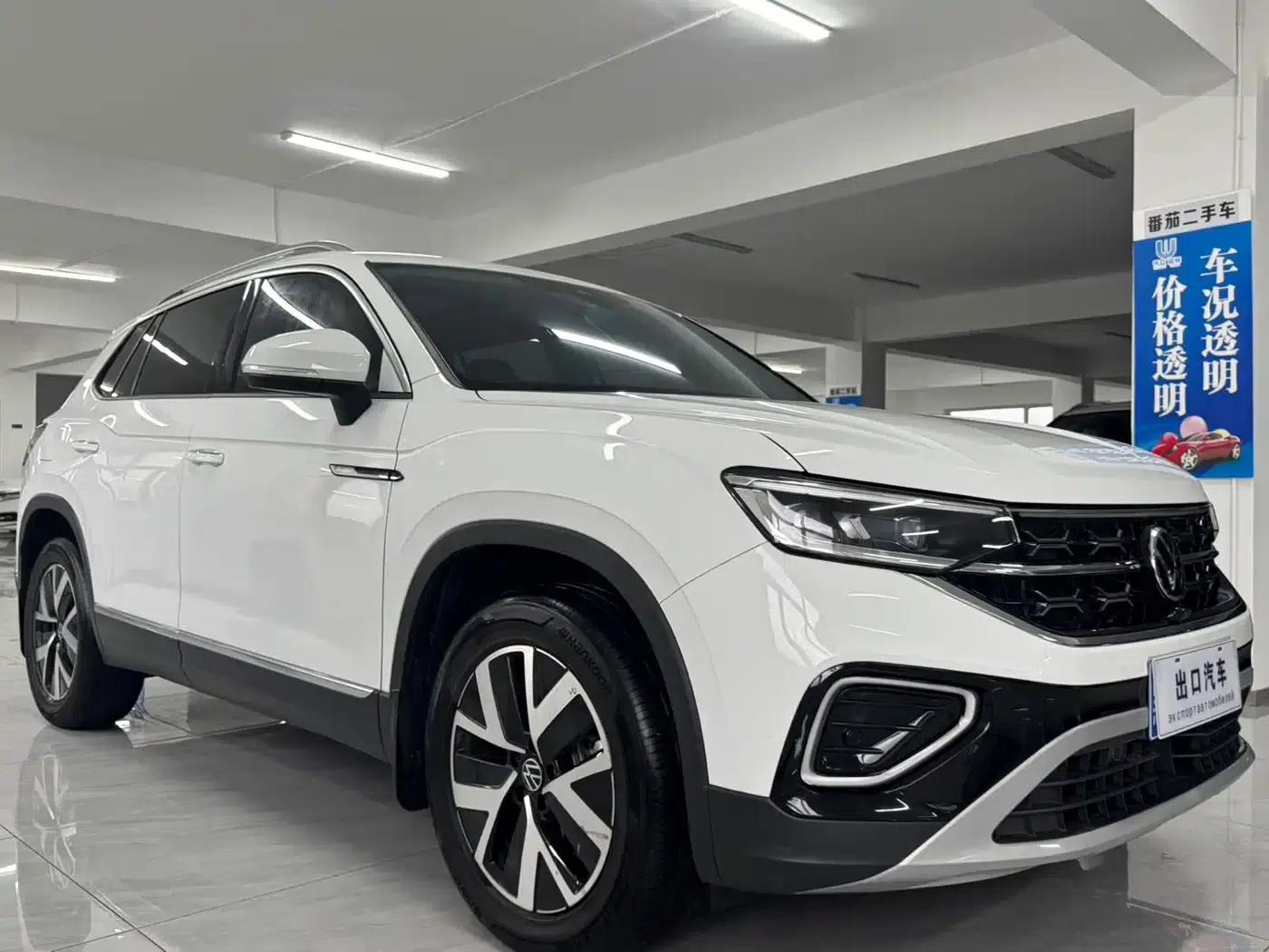 Tayron 2023 280TSI 2WD Luxury Plus Advanced Edition — миниатюра 3