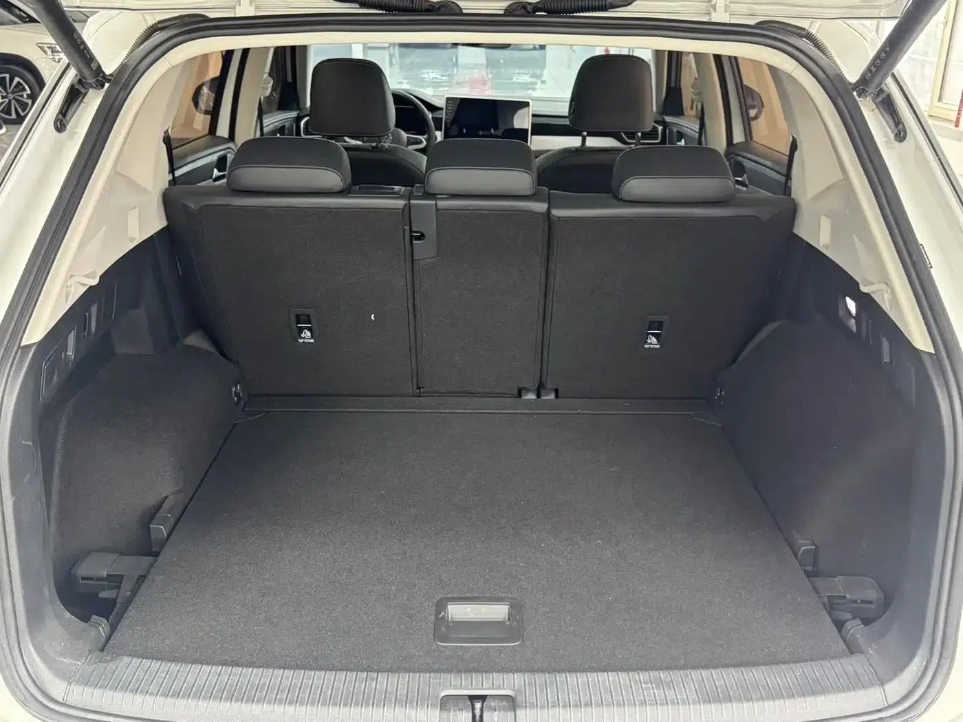 Tayron 2023 280TSI 2WD Luxury Plus Advanced Edition — миниатюра 10