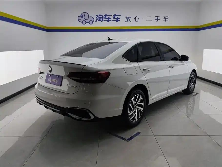 Lavida 2024 300TSI DSG Starry Sky Leading Edition — миниатюра 3