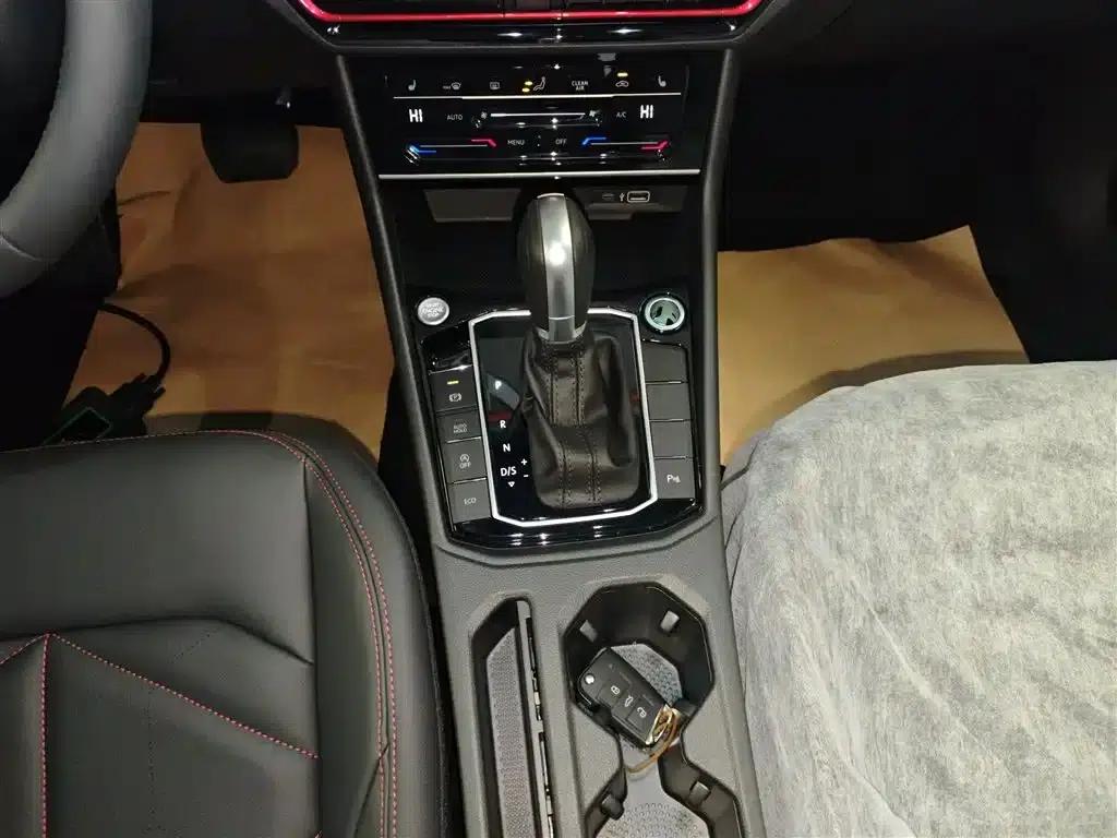 Lavida 2024 300TSI DSG Starry Sky Leading Edition — миниатюра 10