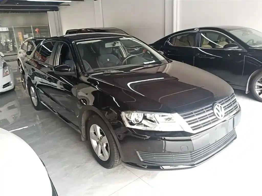 2015 Volkswagen Lavida 1.6L Automatic Fashion Edition — миниатюра 4