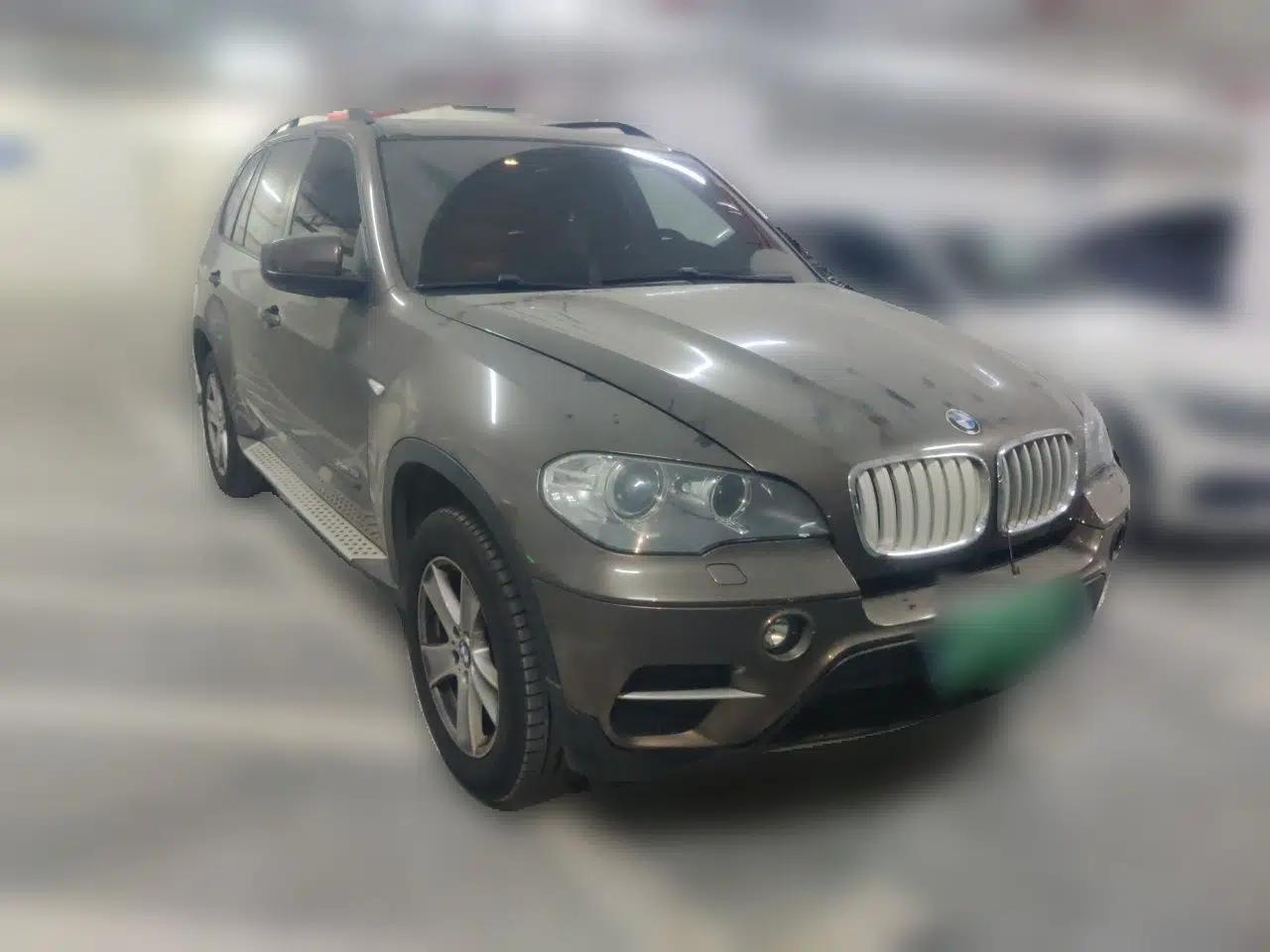 BMW X5 2013 xDrive35i Leading Model — миниатюра 3