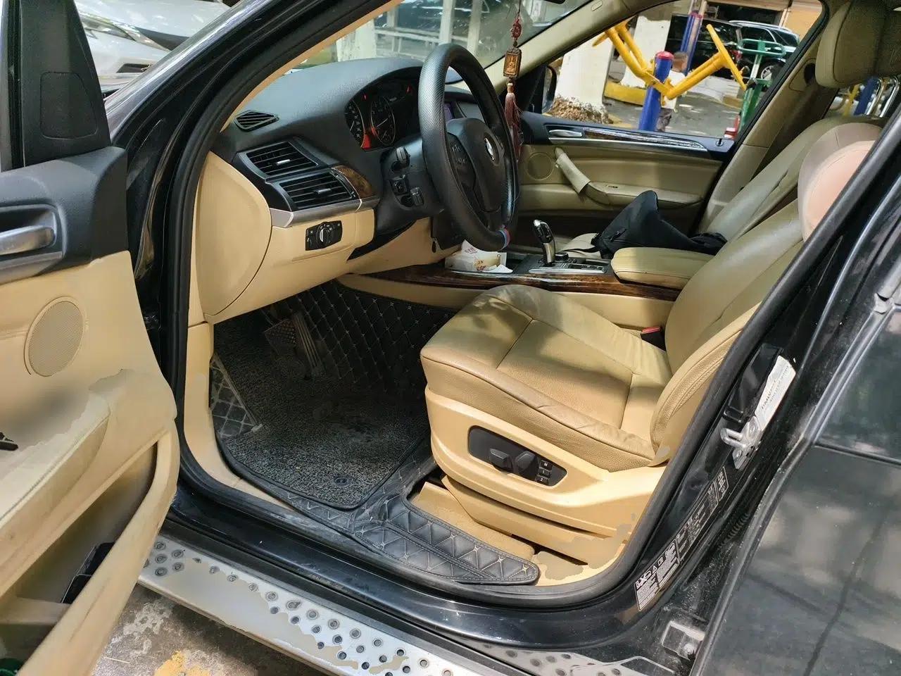 BMW X5 2011 xDrive35i Leading Model — миниатюра 16