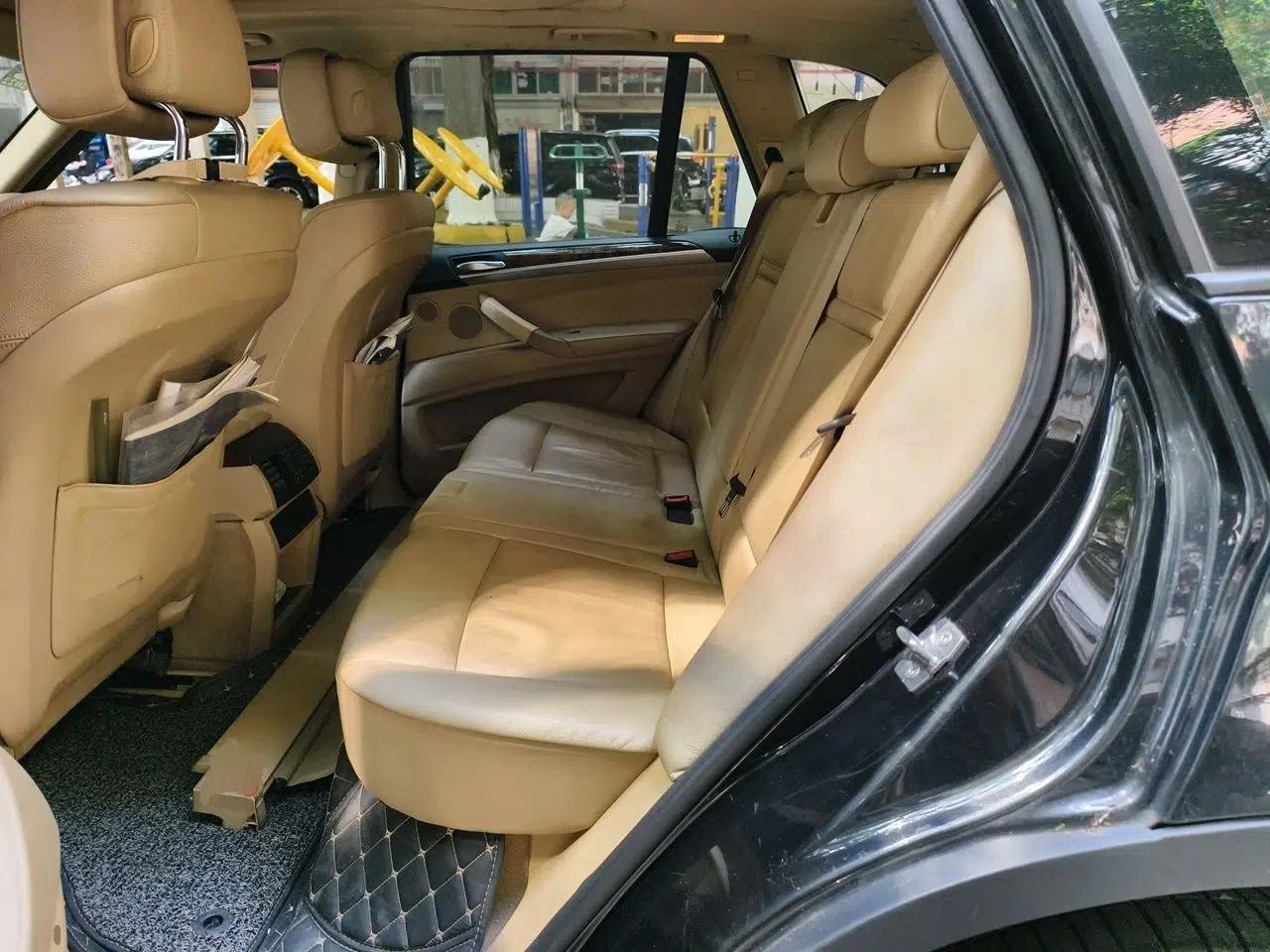 BMW X5 2011 xDrive35i Leading Model — миниатюра 17