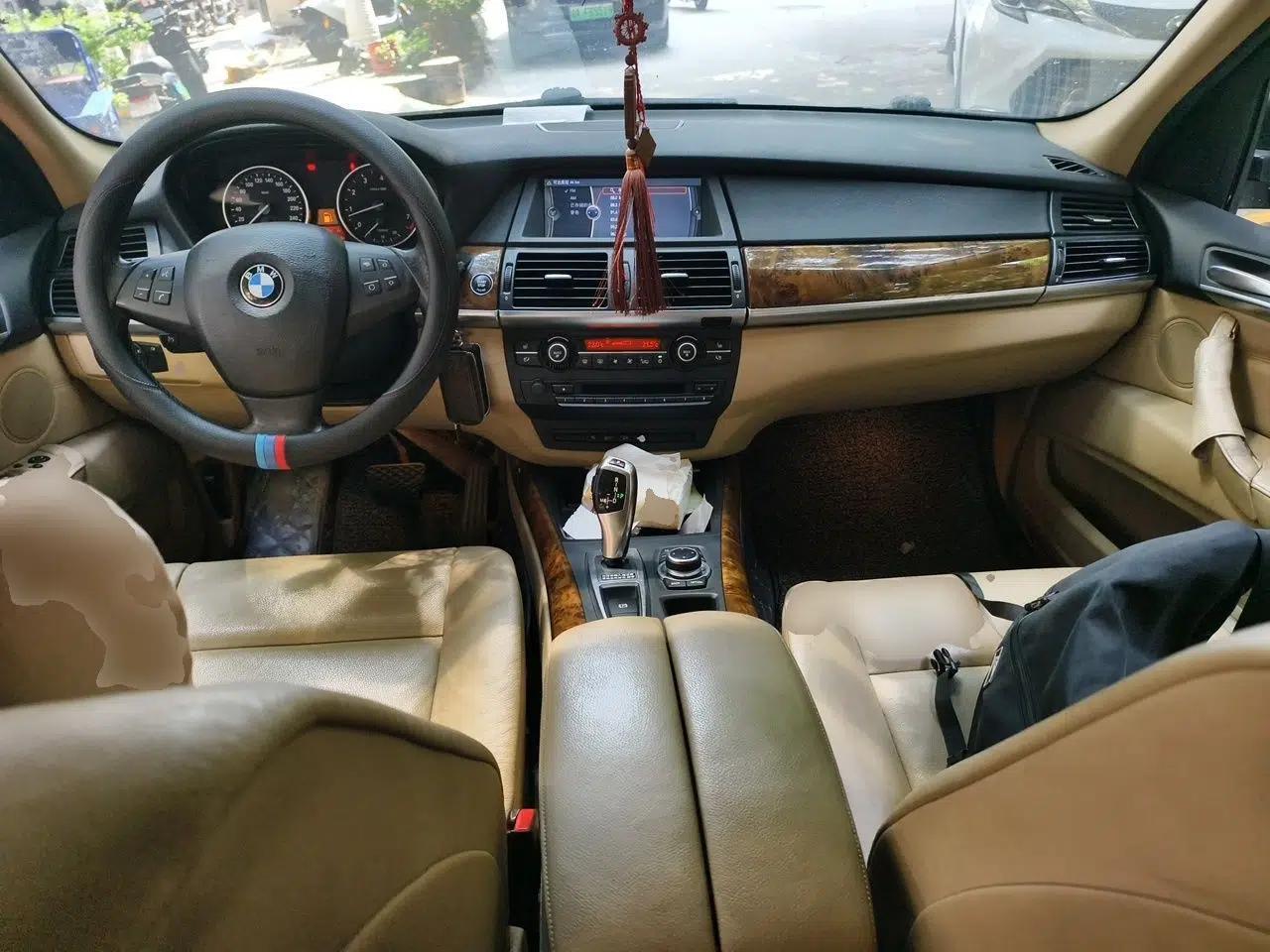 BMW X5 2011 xDrive35i Leading Model — миниатюра 9