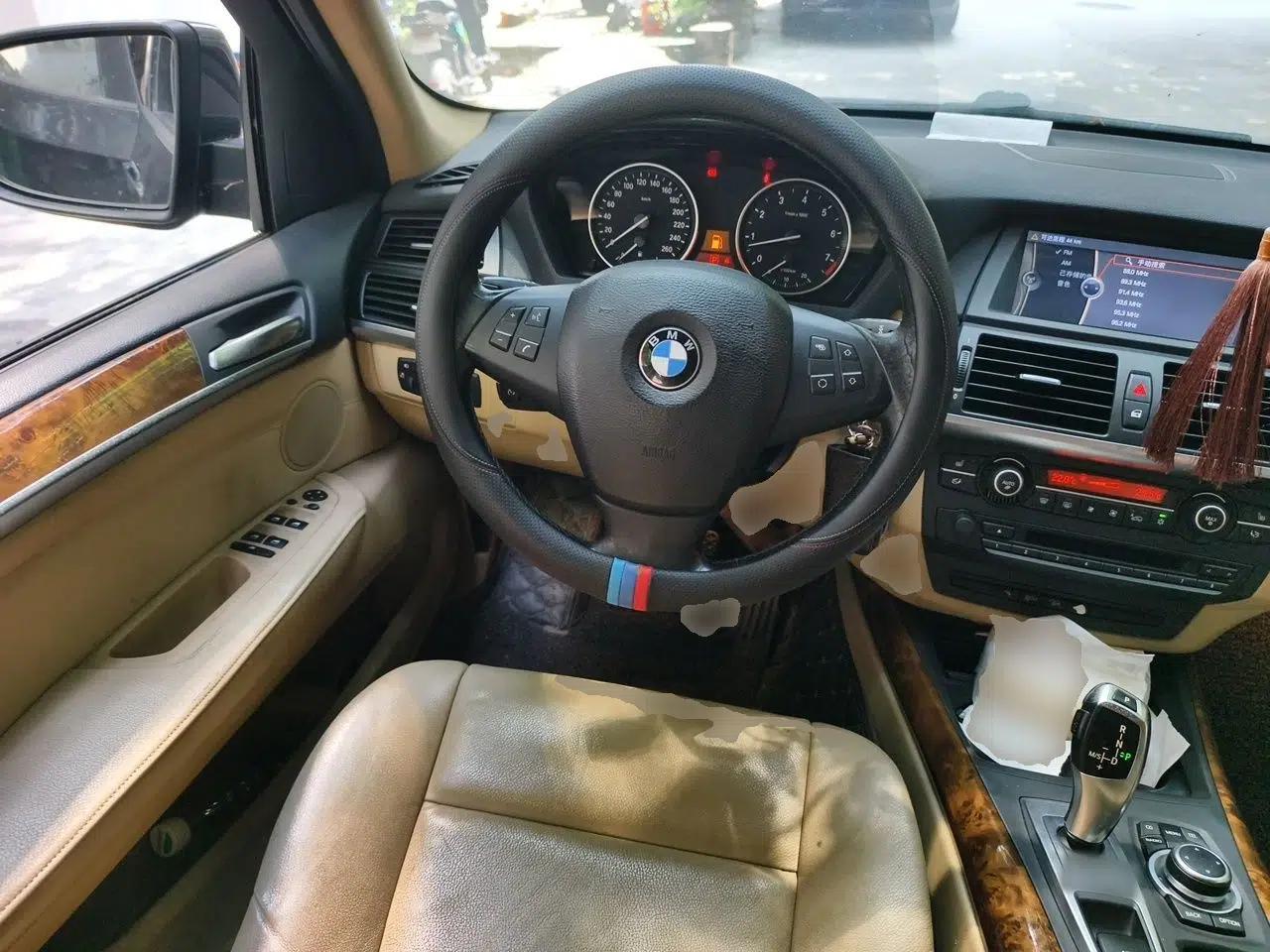 BMW X5 2011 xDrive35i Leading Model — миниатюра 10