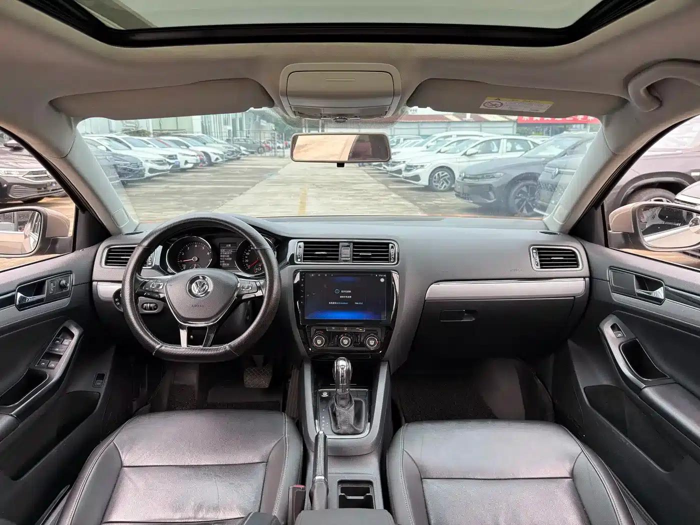2018 Volkswagen Sagitar 280TSI DSG Comfort — миниатюра 4