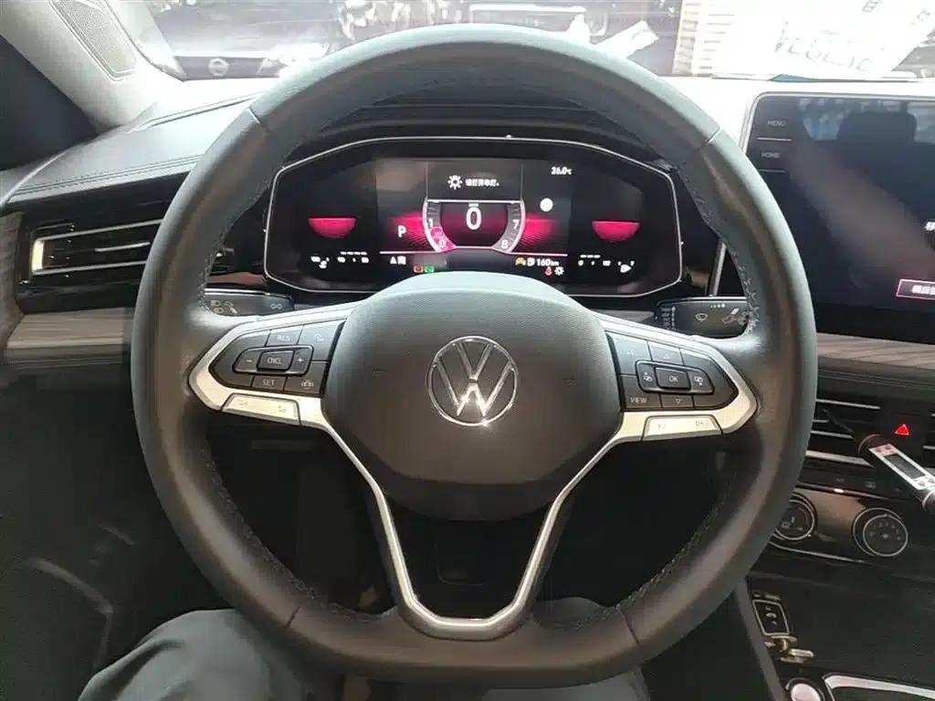 2023 Volkswagen Sagitar 300TSI DSG Super Edition — миниатюра 11