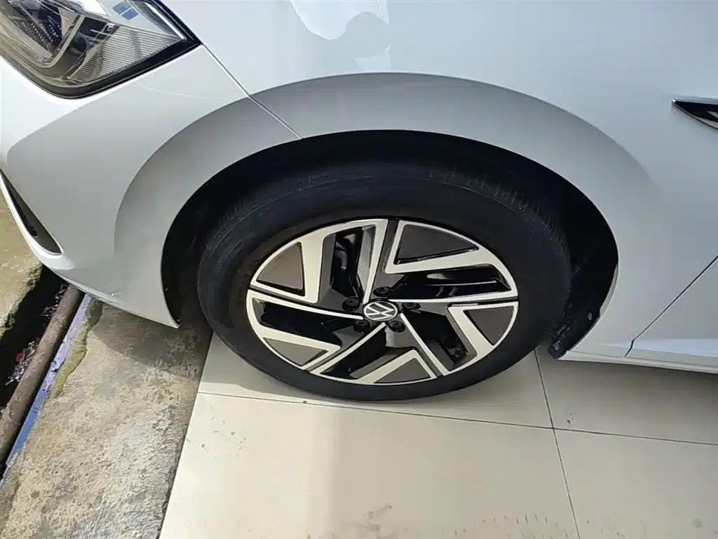 2023 Volkswagen Sagitar 300TSI DSG Super Edition — миниатюра 23