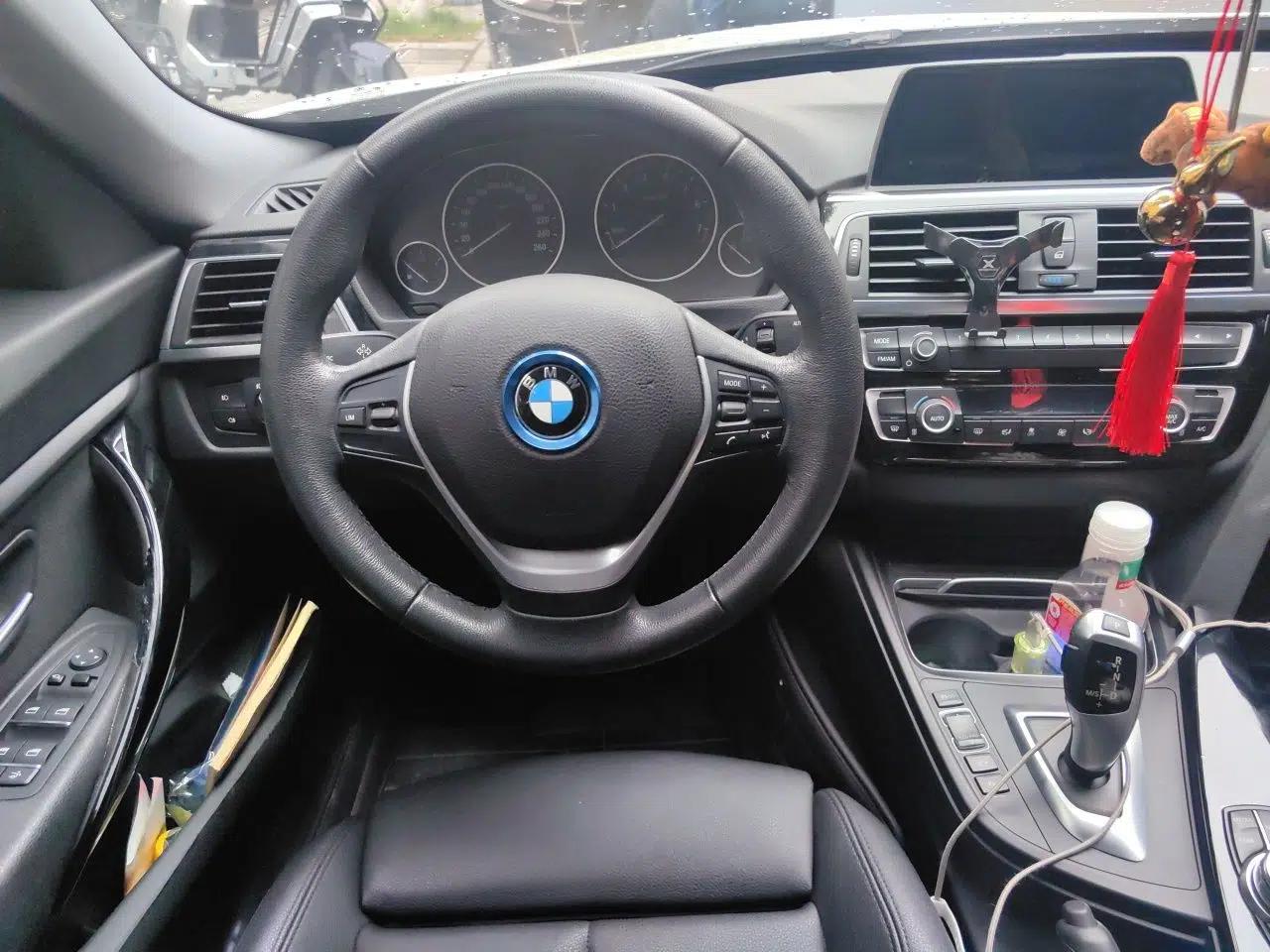 BMW 3 Series GT 2019 320i Sport Edition — миниатюра 10