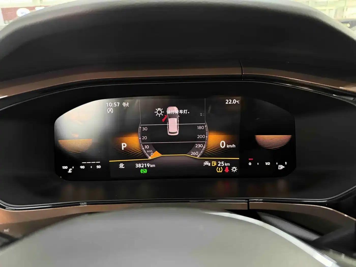 Tharu 2022 280TSI 2WD Luxury Edition — миниатюра 10