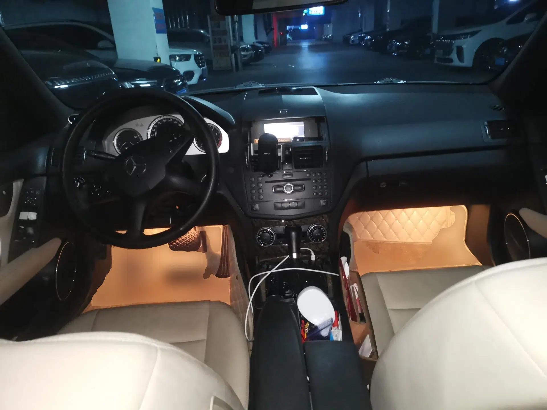 Mercedes-Benz C-Class 2008 C 200K Fashion Model — миниатюра 9