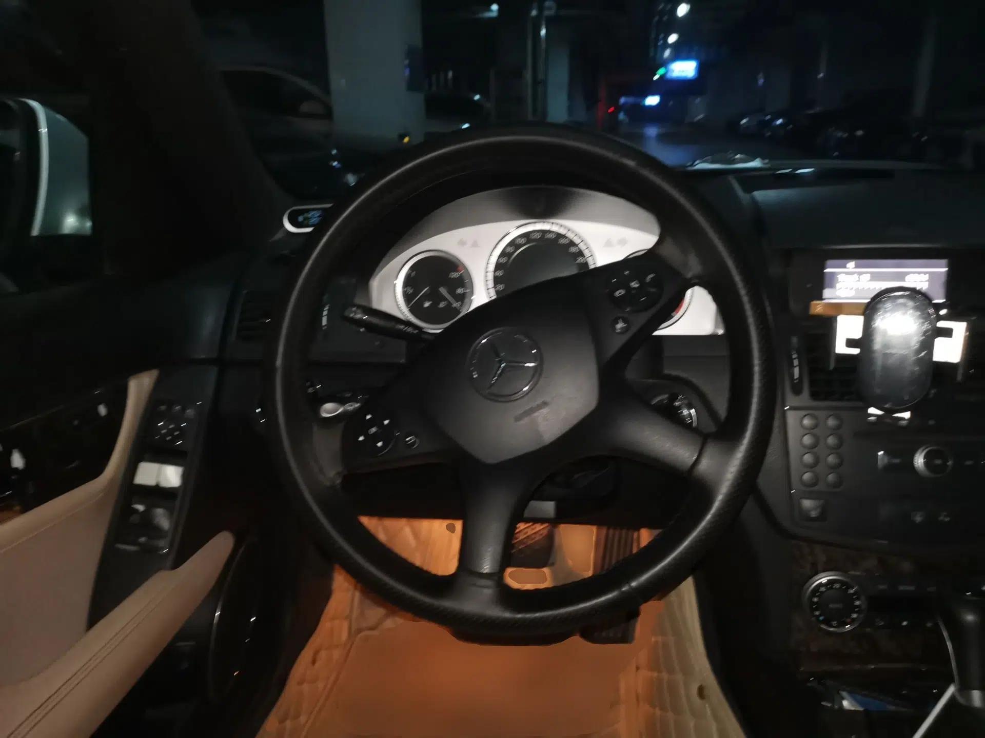 Mercedes-Benz C-Class 2008 C 200K Fashion Model — миниатюра 10
