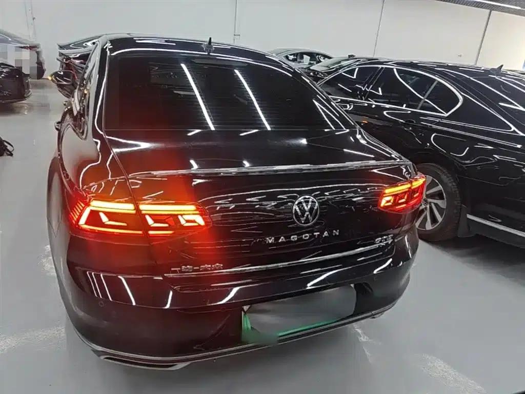 2022 Volkswagen Passat PHEV GTE Luxury Edition — миниатюра 6